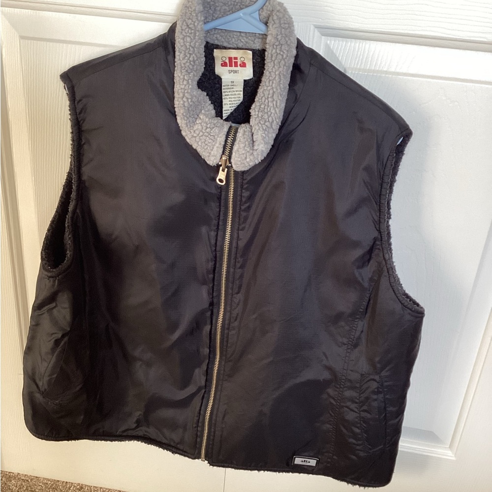 Alia winter vest.